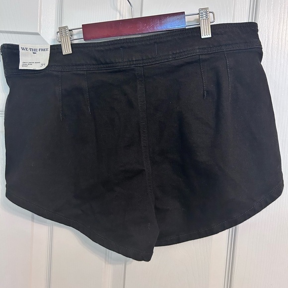 NWT Free People, We The Free CRVY Swan Song Short, 34 in Black - Picture 5 of 10